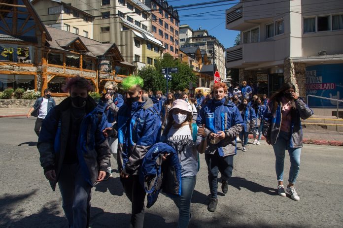 Bariloche Estudiantes Egresados Pandemia