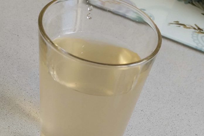 agua-turbia-en-las-viviendas-de-san-nicasio-0050551