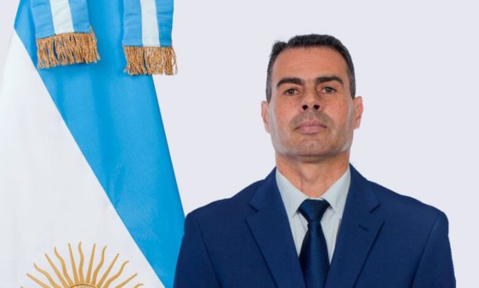 JUAN-FLORES