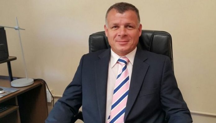 file_71490_main1_800