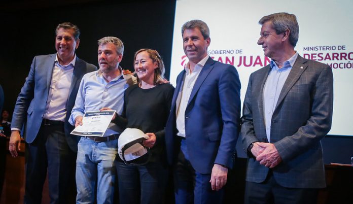 52290410749_1680de9eb1_c