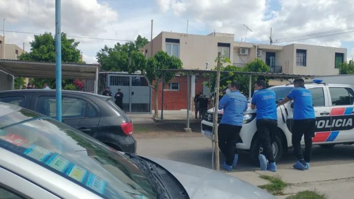 muerte madre e hijo policia