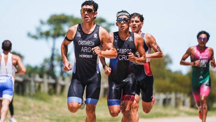 Thomas Castañeda fue quinto en el Iberoamericano de triatlón