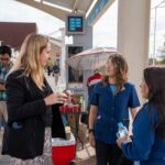 La ministra Palma capacitó y acompañó a orientadores voluntarios de Boleto Gratuito