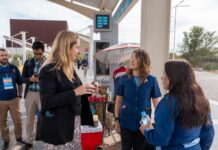 La ministra Palma capacitó y acompañó a orientadores voluntarios de Boleto Gratuito