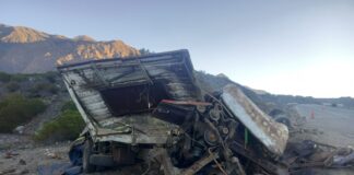 Tragedia en Calingasta: murió un camionero tras un vuelco y un joven lucha por su vida