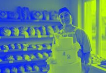 Emprendedora del Sol 2026: hasta las 23:30 de hoy para inscribirse en San Juan Emprendedora sanjuanina con una torta en su panadería