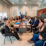 Docentes: el Gobierno retoma el lunes a las 12 la paritaria con UDAP, UDA y AMET, la última del año
