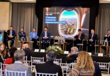Vuelos a Santiago y Lima: el Gobierno juntó a 11 aerolíneas con las mineras; no hay definiciones y piden datos de demanda